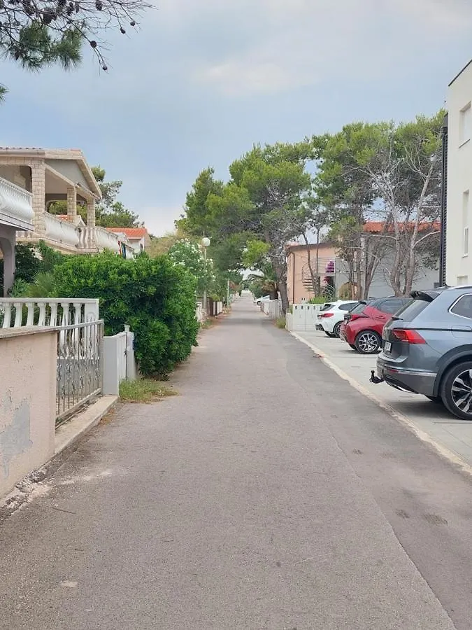 Apartmani Znidaric Vir 0*,  Croatia