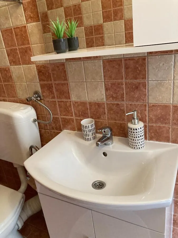 Apartmani Znidaric Vir 0*,  Croatia